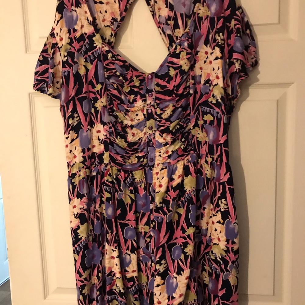Floral romper. Good condition